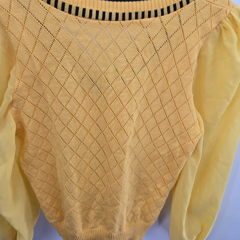 Yellow Sheer Sleeve Knit V-Neck Lightweight Cardigan Blouse Size Small
